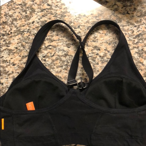 XS Lucy sports bra - Picture 2 of 2